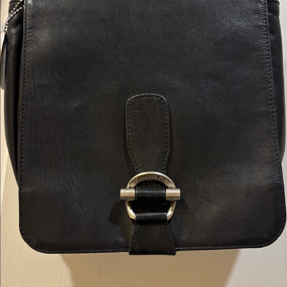 KENNETH COLE BLACK LEATHER CROSSBODY MESSENGER SHOULDER BAG SNAP CLOSURE